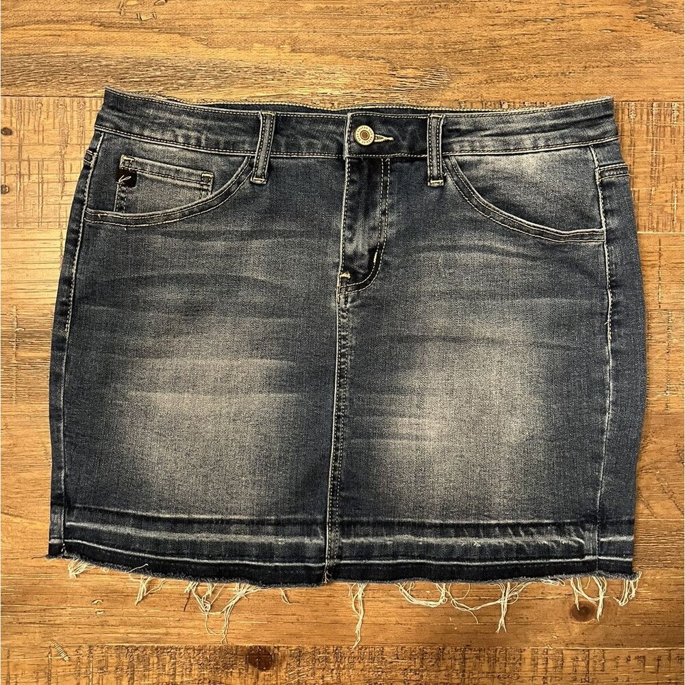 Kancan Denim Mini Skirt Size 28 Frayed Distressed Hem Casual Edgy Modern